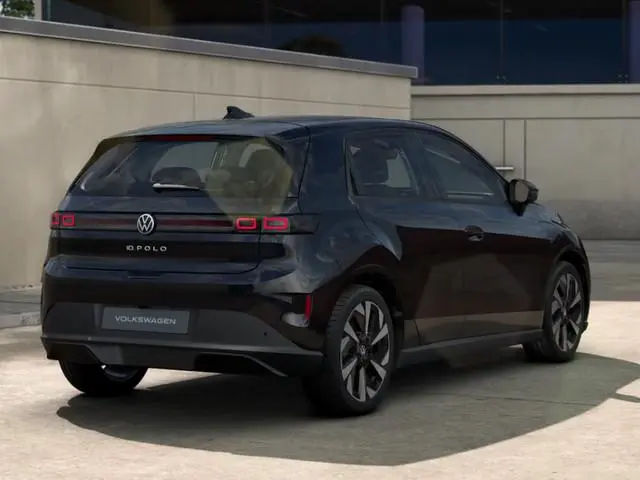 Volkswagen ID. Polo Life First Edition 52 kWh accu, 211 PK · Achteruitrijcamera · Draadloze telefoon...