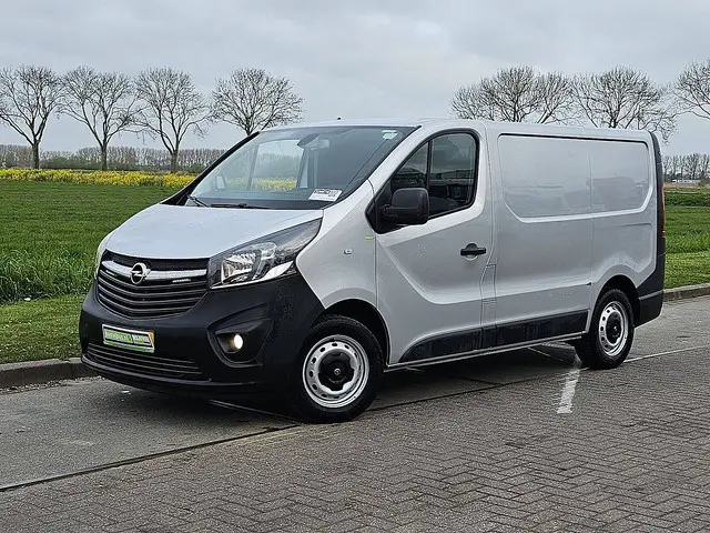 OPEL VIVARO 1.6 l1h1 navi nap euro6!