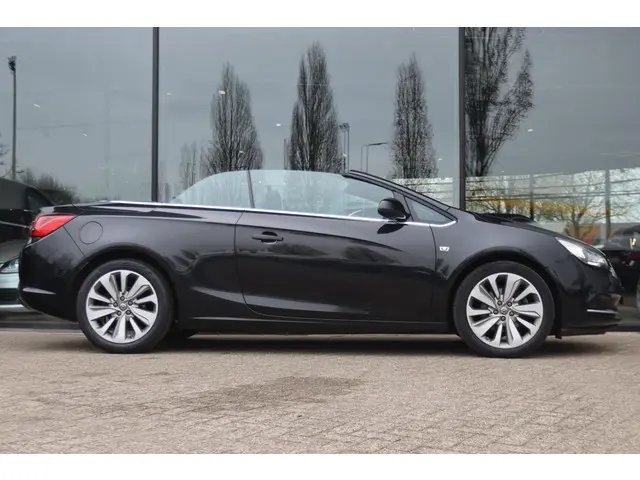Opel Cascada