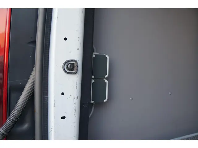 Nissan NV300