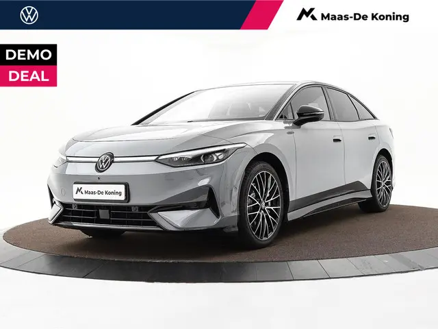 Volkswagen ID.7 Pro Limited Edition 77 kWh accu 286 pk · Achteruitrijcamera · Draadloze telefoonverb...