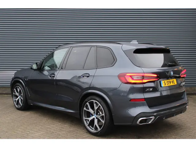BMW X5 xDrive45e High Executive M-Sport Panoramadak Vol-leder Elek-Trekhaak Laser