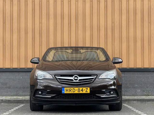 Opel Cascada 1.6 Turbo Innovation | 170 PK! | Automaat | Stoelverwarming | Parkeersensoren | Navigat...
