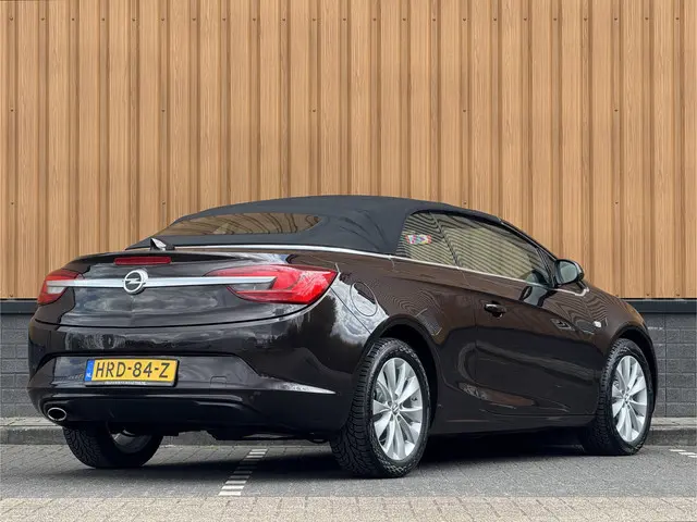 Opel Cascada