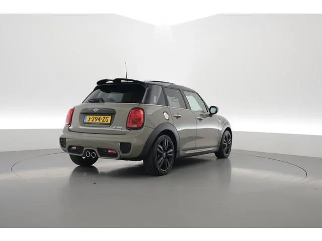 MINI Cooper S Hammersmith  - Orig. NL | Rijklaar! | Rijklaar! | Pano | HUD | JCW Pakket | Harman Kar...