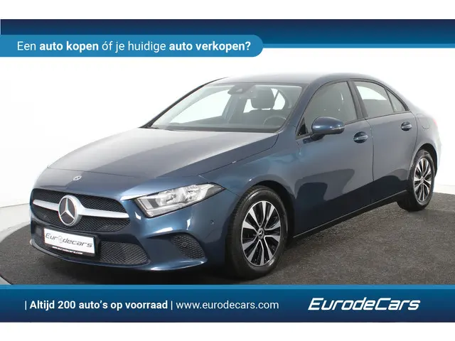 Mercedes-Benz A-klasse 180 d Business Solution *1ste Eigenaar*Navigatie*Stoelverwarming*Camera*