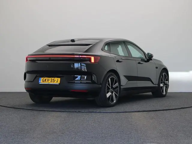 Polestar 4