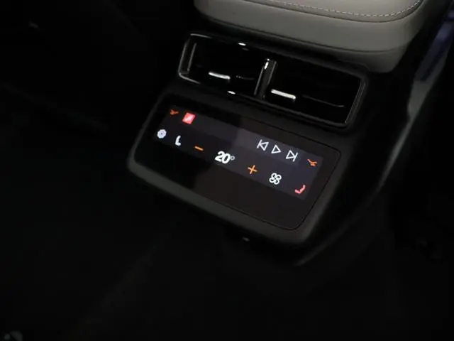 Polestar 4