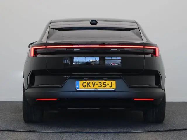 Polestar 4