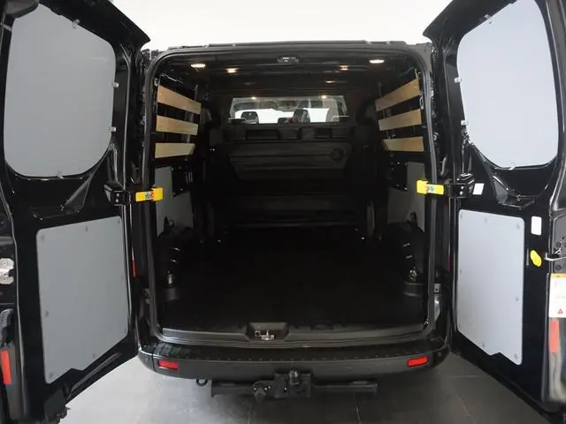 Ford Transit Custom 300 2.0 TDCI L2H1 Trend Dubbele Cabine Automaat Airco Navigatie Cruisecontrol Ca...
