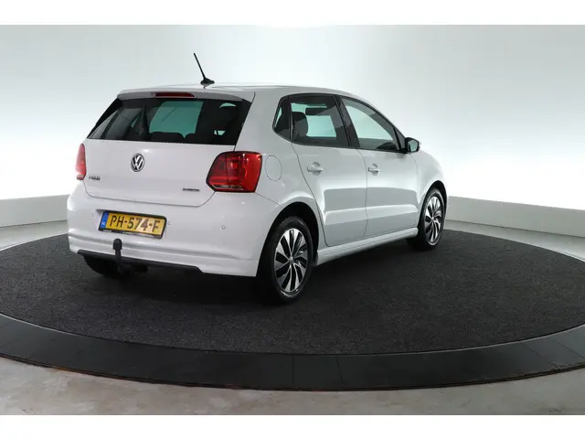 Volkswagen Polo 1.0 BlueMotion Edition | 95PK | TREKHAAK | CRUISE | AIRCO | NAVI |