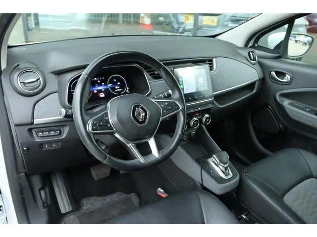 RENAULT ZOE R135 INTENS 52 KWH SOH 92.6% | KOOPACCU | CARPLAY | CAMERA | PDC | STOEL. & STUURVERW.
