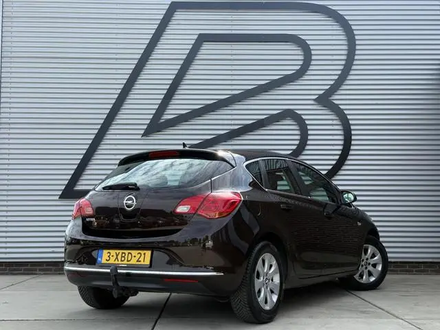 Opel Astra 1.4 Turbo Business + Navi|Clima|Cruise|Trekhaak|PDC|Lm velgen|N.A.P|APK tot 12-2026
