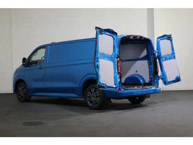 Ford E-Transit Custom