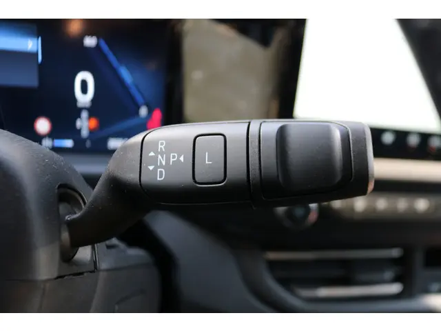 Ford E-Transit Custom