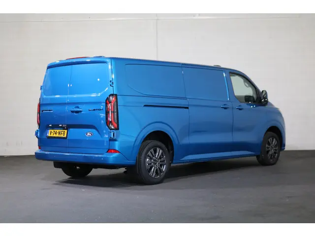 Ford E-Transit Custom