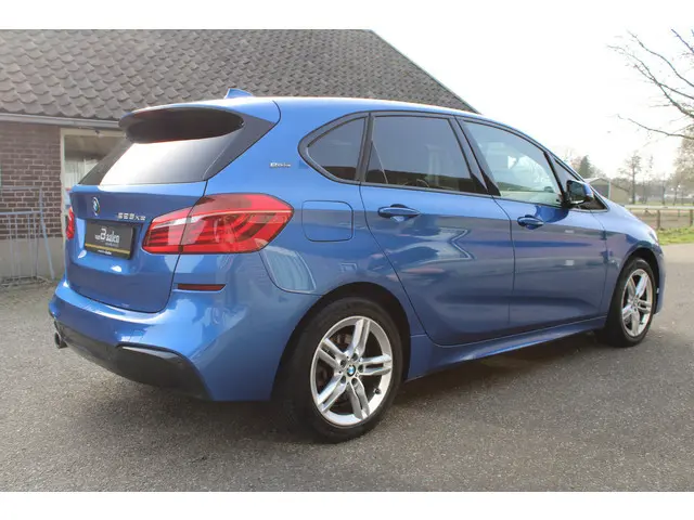 BMW 2-serie Active Tourer 225xe EXECUTIVE PHEV M-SPORT LEER CRUISE LED 149000KM!!!