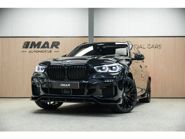 BMW X5 xDrive45e High Executive | M uitgevoerd | Stoelmassage | Sky Lounge | Head-Up | Carbon |