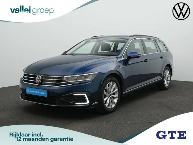 Volkswagen Passat 1.4 TSI 218 pk PHEV GTE | Trekhaak | Discover Pro | Achteruitrijcamera | Stoelverw...