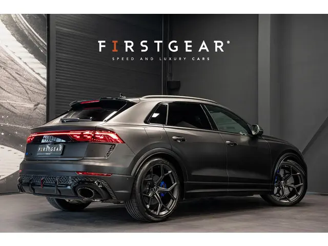 Audi Q8 4.0 TFSI RS Q8 quattro Performance *Achteras-besturing / Standkachel / Panorama / Bang & Olu...