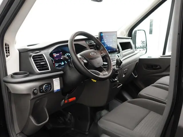 Ford Transit 130pk L2H2 Trekhaak Airco 360°Camera DAB+ Airco Trekhaak Cruise Control