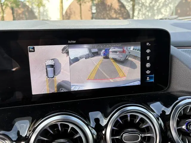 Mercedes-Benz EQA 250 Business Solution AMG 67 kWh ANDROID AUTO/APPLE CARPLAY | 360° CAMERA | SOH 96...