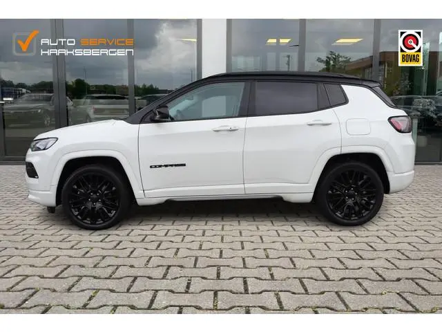 Jeep Compass 4xe 240 Plug-in Hybrid Electric S | ACC | Camera | Leder |
