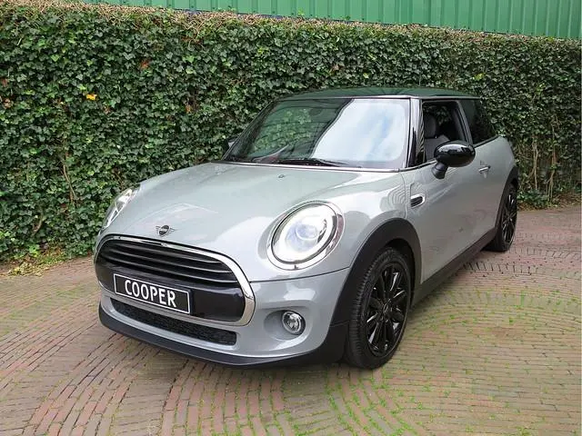 MINI Cooper 1.5 Chili F56 LCI aut. 1 eig. LED, Cruise, BT, PDC en 17"