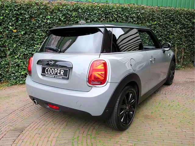 MINI Cooper 1.5 Chili F56 LCI aut. 1 eig. LED, Cruise, BT, PDC en 17"
