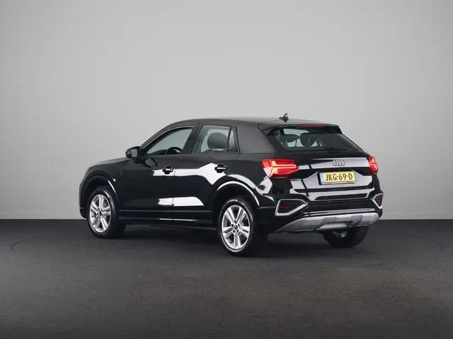Audi Q2 35 TFSI Advanced edition 150pk | Adaptieve cruise controle | Parkeercamera | 17 inch  Lichtm...
