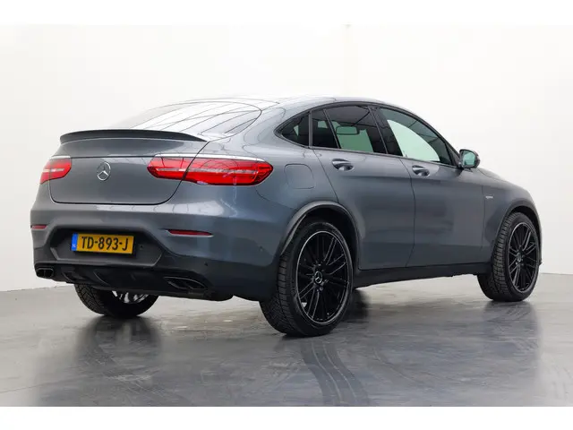 Mercedes-Benz GLC-klasse Coupé AMG 43 4MATIC | Pano | 20" licht metaal | 368 PK!