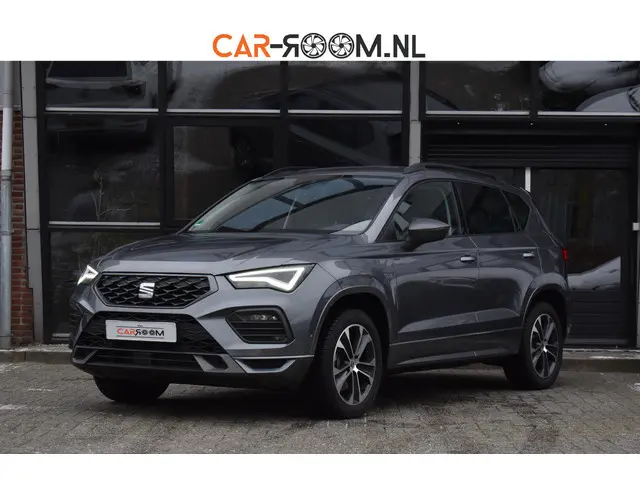 SEAT Ateca 2.0 TSI 4Drive FR Business Intense Camera Lane StuurVW Trekhaak ACC