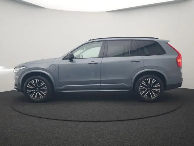 Volvo XC90 Recharge AWD Plus Dark Long Range 7 Persoons PHEV 456pk Dealer O.H | Trekhaak Af Fabriek...