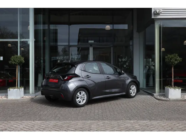 Mazda 2 Hybrid 1.5 Centre-line Camera / Clima / Cruise / Apple-Android / ST-verwarming / LM-Velgen