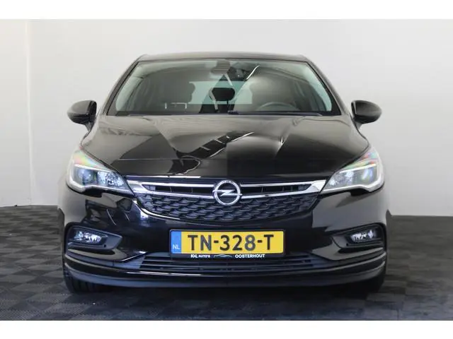 Opel Astra 1.4 Black Edition