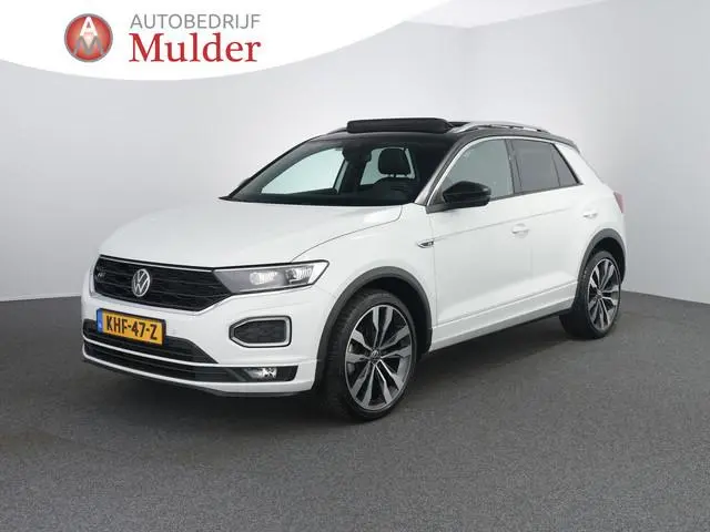 Volkswagen T-Roc 1.5 TSI Sport Business R | Pano | Winterpakket | Virtual |