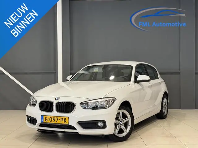 BMW 1-serie 116i Sport | Airco | M-Sport | Parkeersensor |