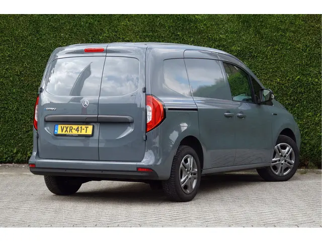 Mercedes-Benz eCitan eCitan L1 Pro 51 kWh | LED Camera Carplay Magnetitgrijs