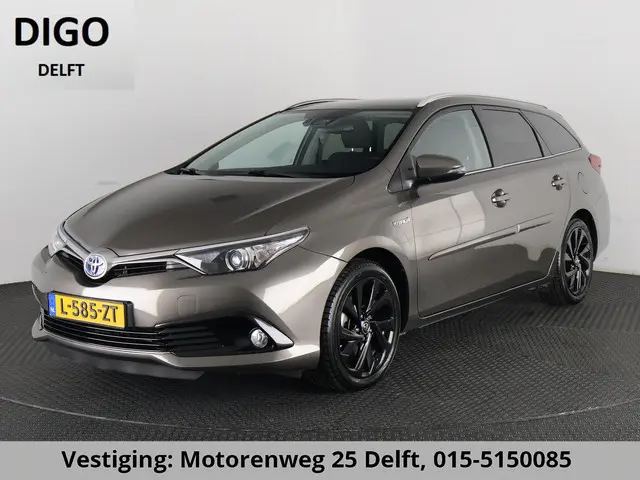 Toyota Auris Touring Sports 1.8 Hybrid Dynamic CAMERA . FULL MAP NAV . KEYLESS START/STOP . CRUISE C...