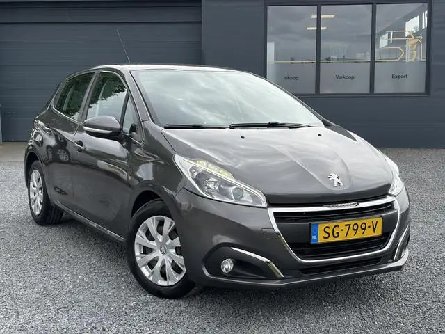 Peugeot 208 1.2 PureTech Blue Lion 2e Eigenaar,5 Deurs,Navi,Airco,Cruise,Pdc,Carplay,N.A.P,Weinig km...