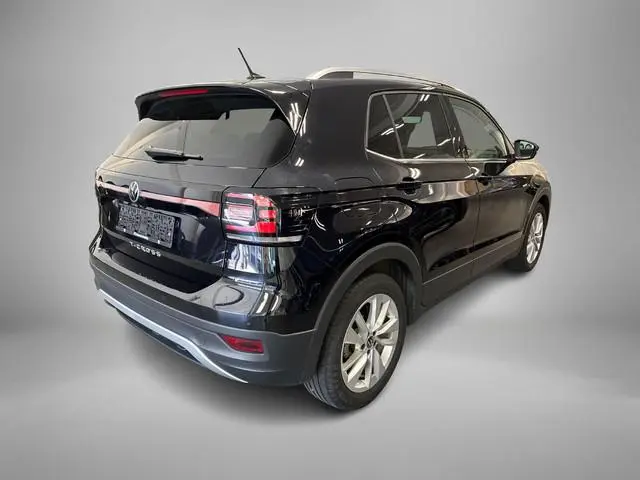 Volkswagen T-Cross 1.0 TSI 110pk DSG Style · Camera · Keyless · Dodehoeksensor · Apple/Android Car P...