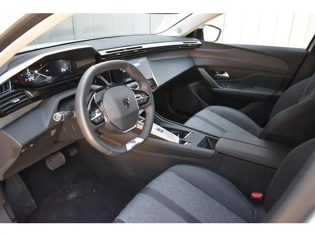 Peugeot 408 1.2 130pk ECC LMV LECD NAVI