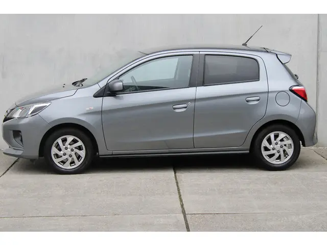 Mitsubishi Space Star 1.2 Intense  / AUTOMAAT / CARPLAY / CAMERA / 1e EIGENAAR