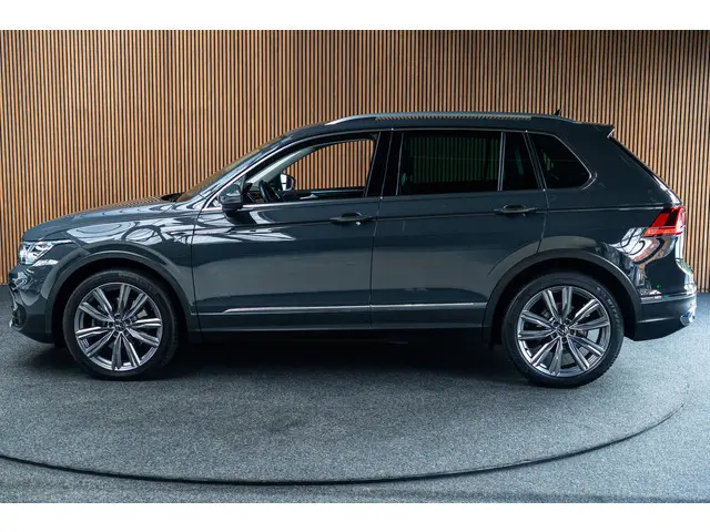 Volkswagen Tiguan 2.0 TSI 4M Alcantara leer Virtual 360 PDC Climate voor & achter LM velgen BTW auto