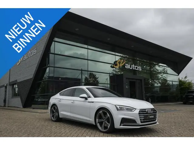 Audi A5 Sportback 2.0 TFSI 190pk S-line Carplay 20" LMV Rotor Leder Sportstoelen Led Stoelverwarming