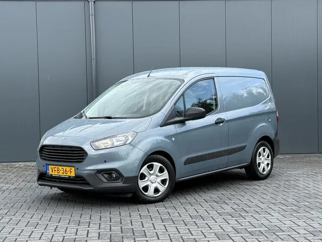 Ford Transit Courier 1.0 ECOBOOST TREND 100 PK / BENZINE! / 1e EIG. / BPM VRIJ !! /  AIRCO / PDC / Z...