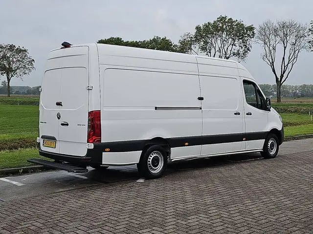 MERCEDES-BENZ SPRINTER 315 L3H2 Maxi Automaat Mbux Camera Euro6 150Pk!