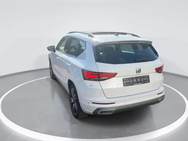 SEAT Ateca 1.5TSI/150PK FL FR DSG · Beats Audio · Panoramadak · Camera + Parkeersensoren