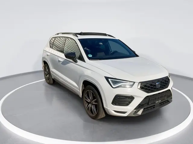 SEAT Ateca 1.5TSI/150PK FL FR DSG · Beats Audio · Panoramadak · Camera + Parkeersensoren