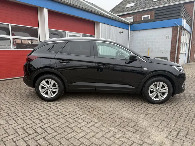 Opel Grandland X